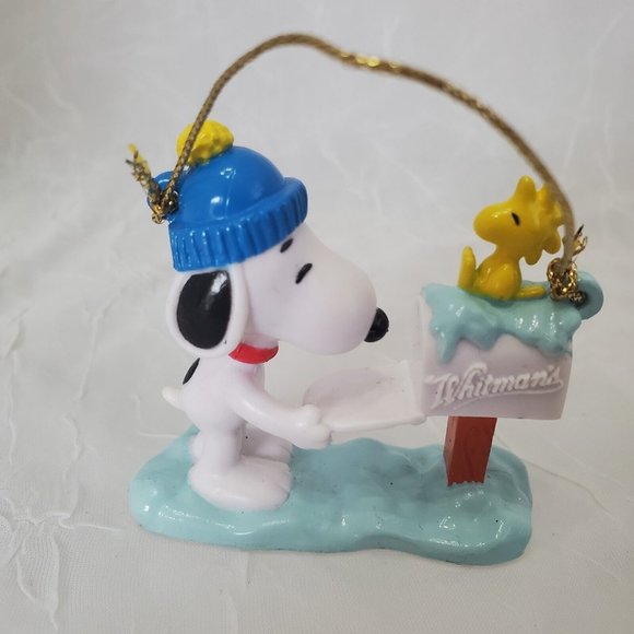 Lot of 2 Peanuts UFS Snoopy Woodstock Christmas Ornaments post box dog dish sled - Picture 8 of 12